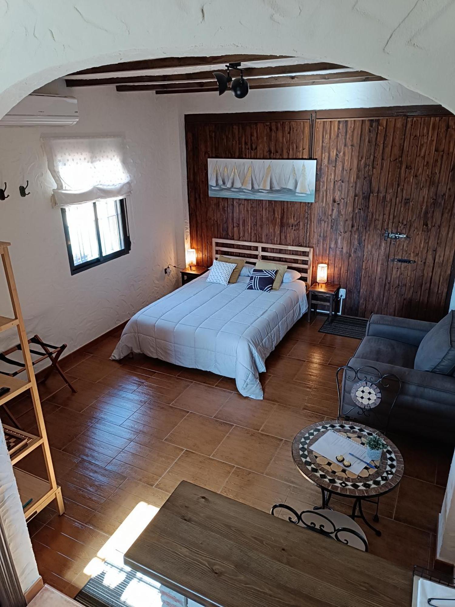 Cortijo Petra Bed and Breakfast Villanueva del Rosario Εξωτερικό φωτογραφία