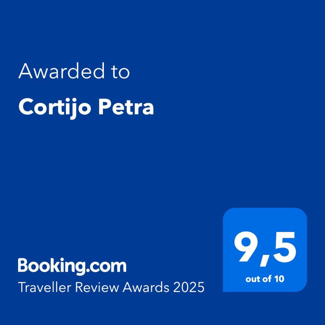 Cortijo Petra Bed and Breakfast Villanueva del Rosario Εξωτερικό φωτογραφία